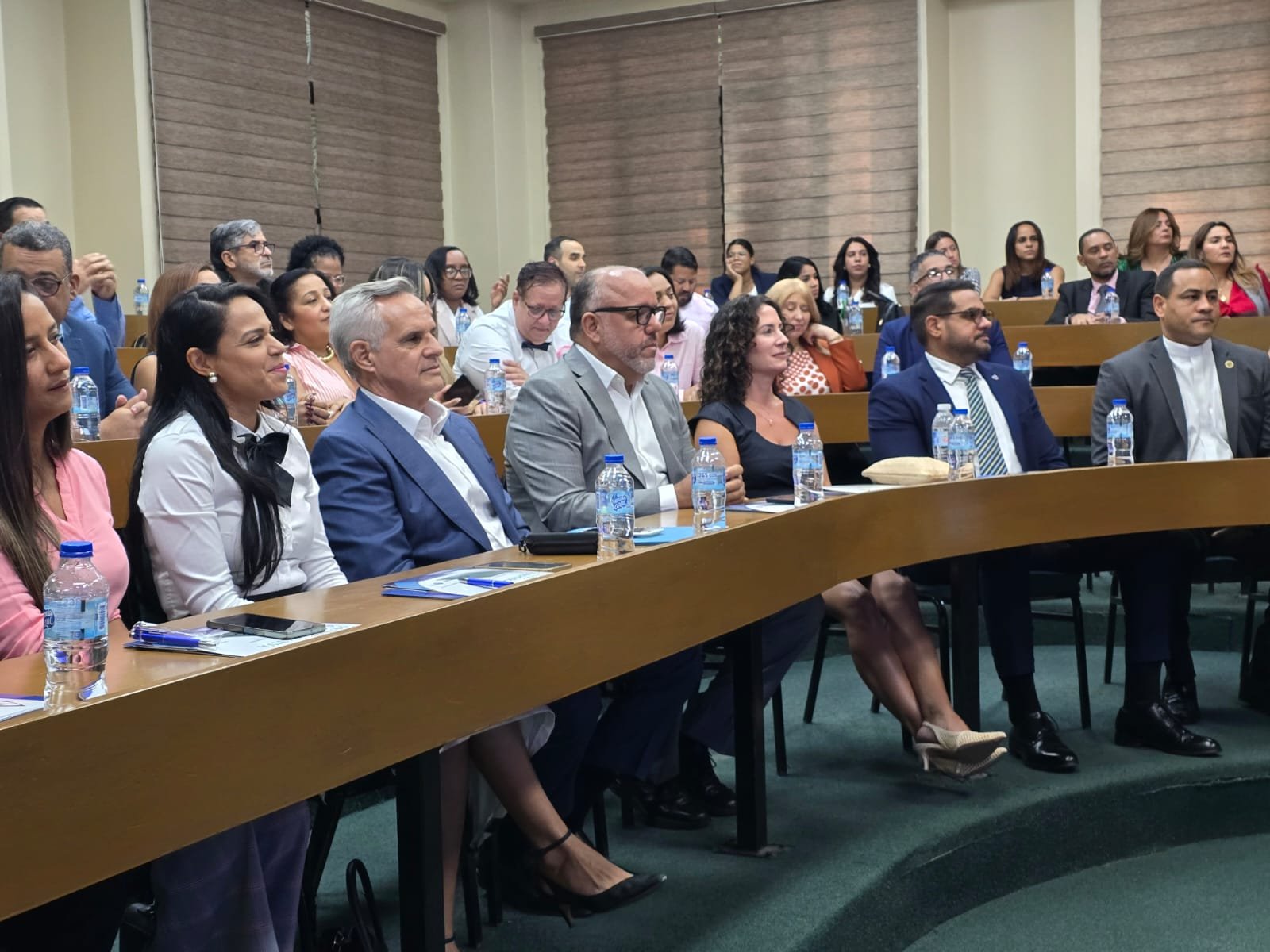Presentan guía de prevención penal corporativa ante Código Penal
