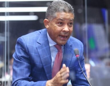 Diputado PRM dice Congreso prioriza propuesta de influencers sobre otras 83 modificaciones al Código Penal Diputado PRM dice Congreso prioriza propuesta de influencers sobre otras 83 modificaciones al Código Penal