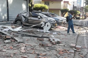 Daños en Cali provocados por el temblor. EFE/Ernesto Guzman.