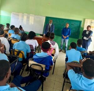 MP orienta a estudiantes sobre prevención del delito
