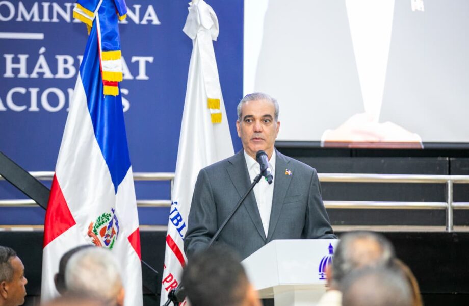 Abinader destaca reducción de la pobreza y avances sociales y económicos de República Dominicana