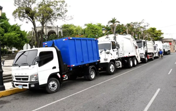 Alcaldesa de La Vega lanza nuevo sistema de recolección de desechos sólidos con inversión superior a los 34 millones de pesos