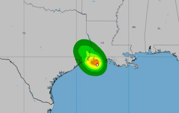 La tormenta tropical Edouard toca tierra en Luisiana, en el sur de Estados Unidos